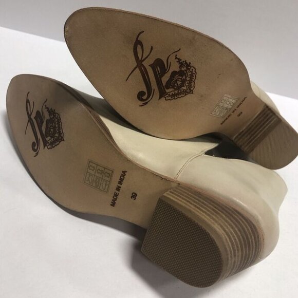 Free People Women’s Charm Double V Ankle Boot EUR39, US9 M - Picture 5 of 6